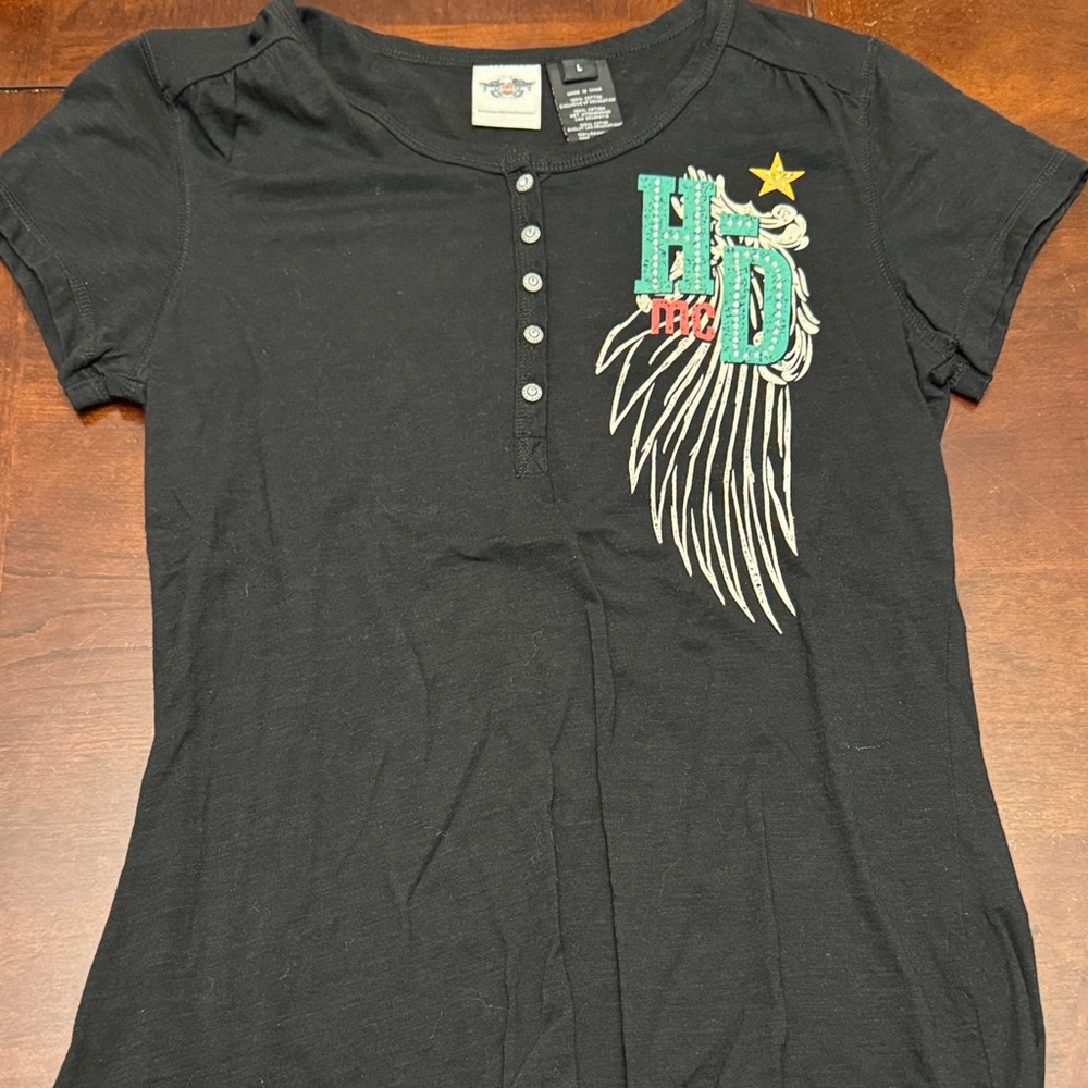 Harley-Davidson Black Tee with Graphic Design